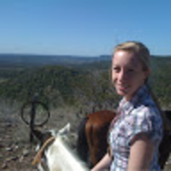 Meet your Posher, Valerie - Picture 1 of 1